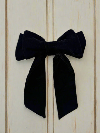 black bow