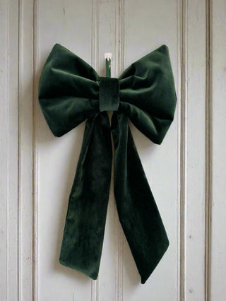 velvet bow on door