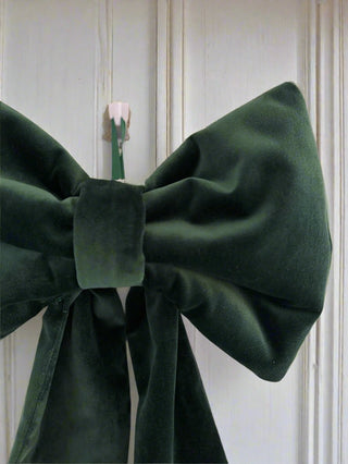 green velvet bow